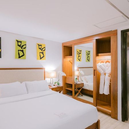 Lv8 Resort Hotel Canggu Екстериор снимка