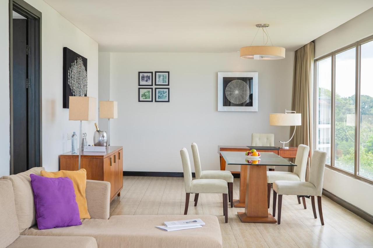 Lv8 Resort Hotel Canggu Екстериор снимка