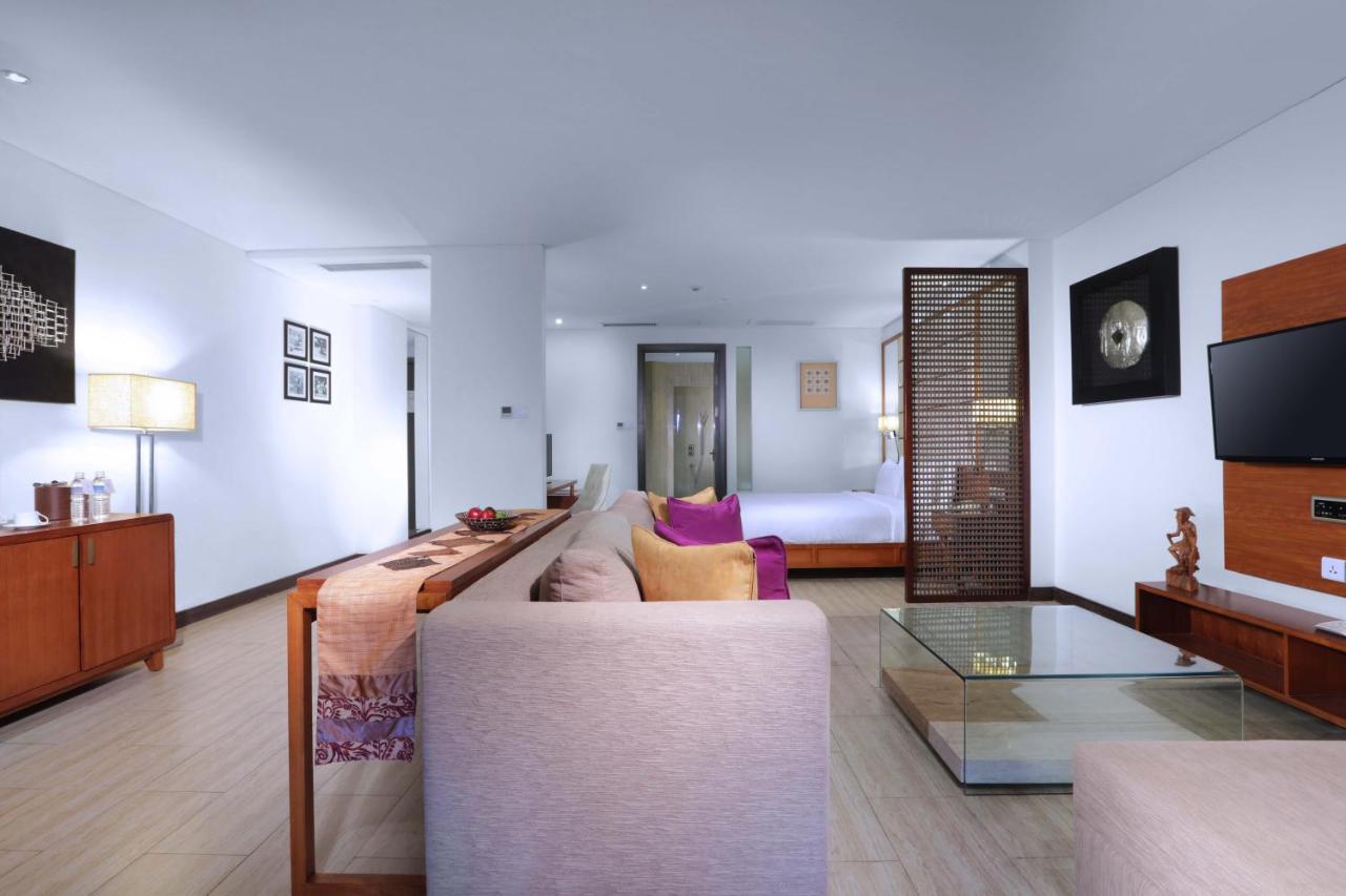 Lv8 Resort Hotel Canggu Екстериор снимка