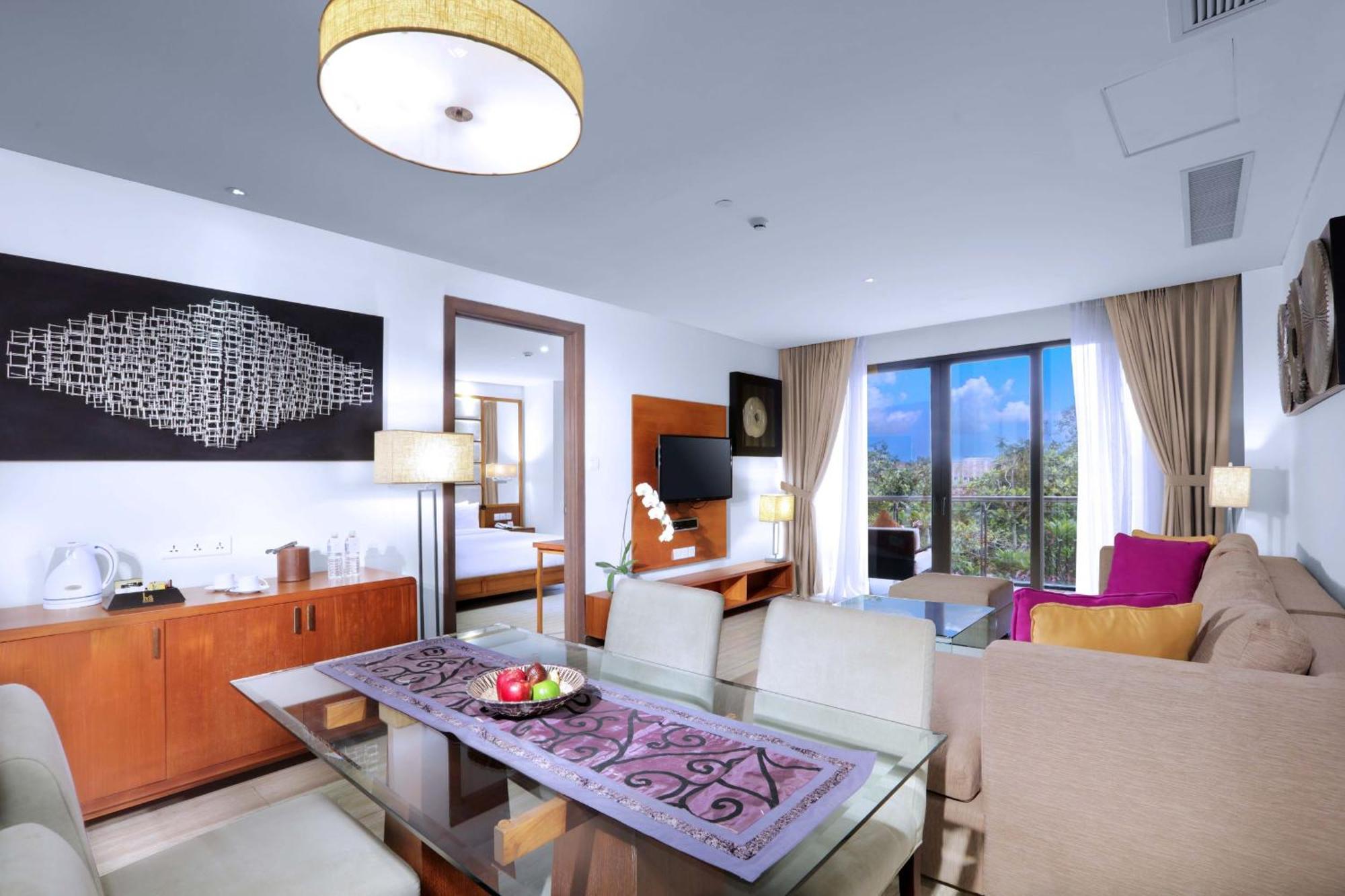 Lv8 Resort Hotel Canggu Екстериор снимка