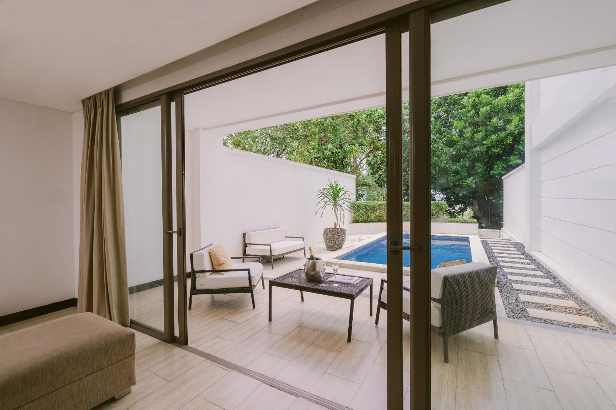 Lv8 Resort Hotel Canggu Екстериор снимка