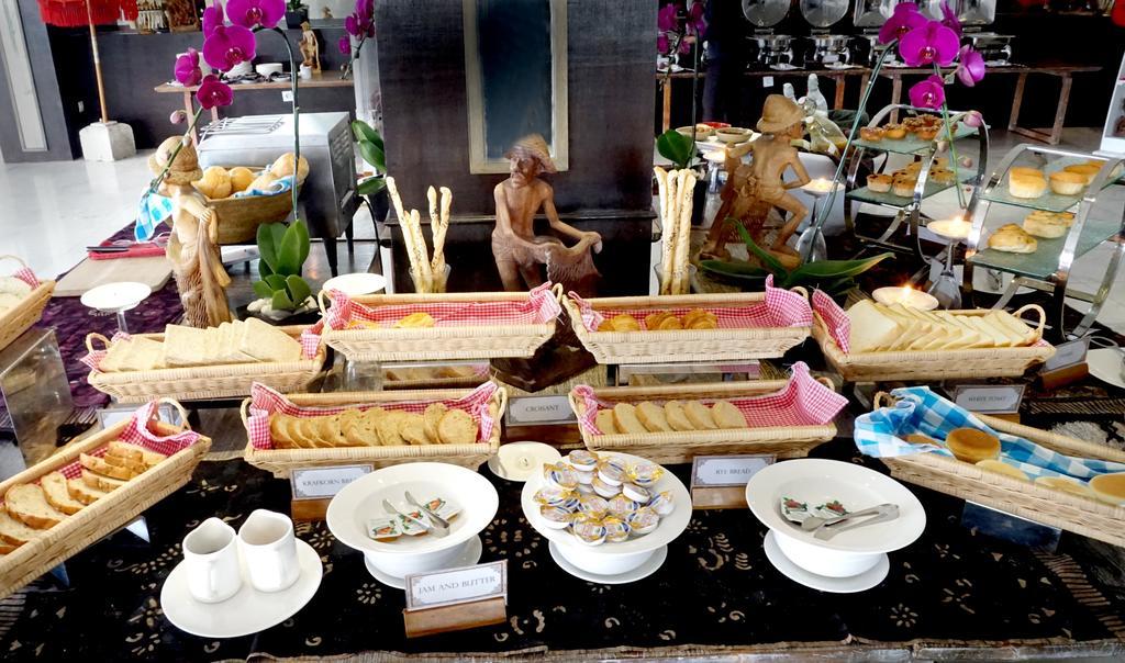 Lv8 Resort Hotel Canggu Екстериор снимка